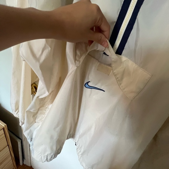 Vintage Men’s Nike Windbreaker - Picture 5 of 5